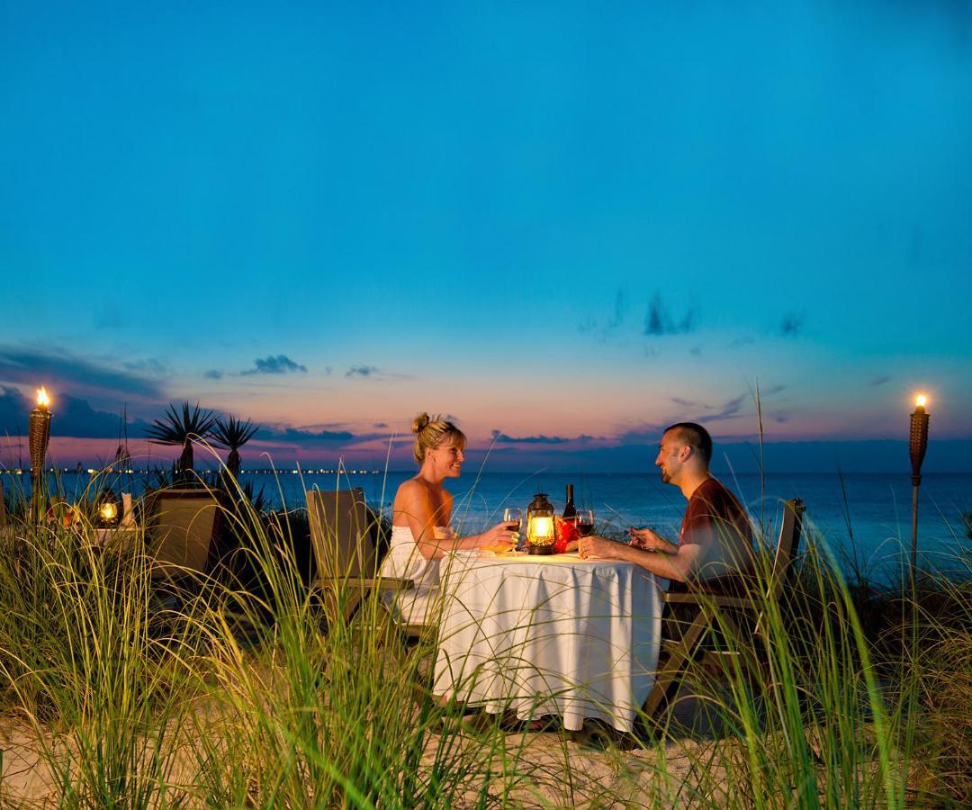 Hotel Windsong On The Reef Grace Bay Exterior foto